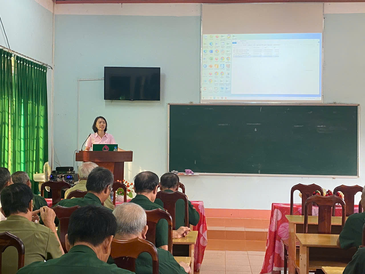 HỘI CỰU CHIẾN BINH XÃ BÌNH HÒA TỔ CHỨC TẬP HUẤN NÂNG CAO TRÌNH ĐỘ, NGHIỆP VỤ CÔNG TÁC HỘI, CÔNG TÁC ỦY THÁC NHCS XÃ HỘI NĂM 2024